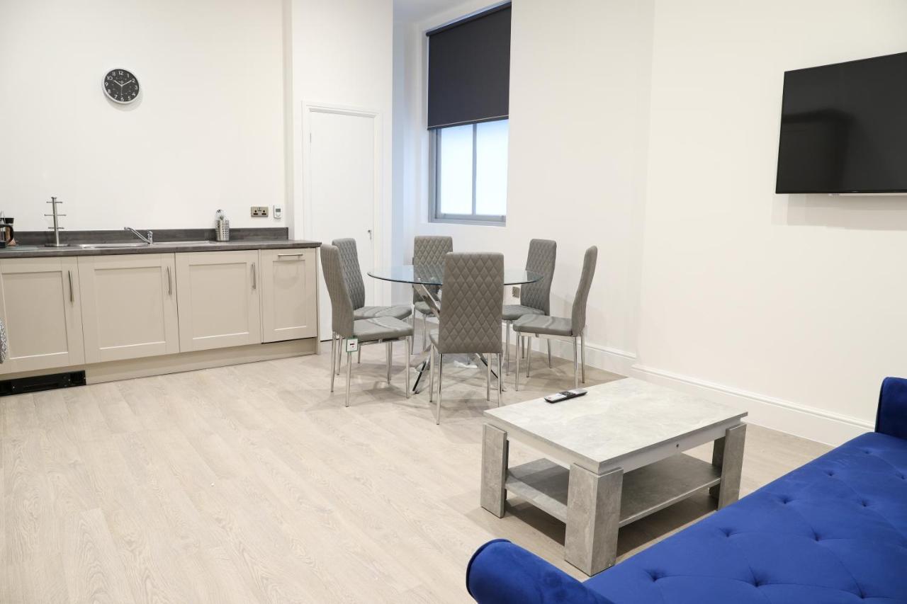 16 Queen Avenue City Centre Serviced Apartment W Free Parking Liverpool Zewnętrze zdjęcie