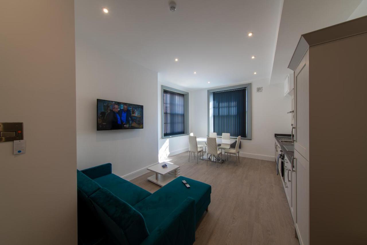 16 Queen Avenue City Centre Serviced Apartment W Free Parking Liverpool Zewnętrze zdjęcie