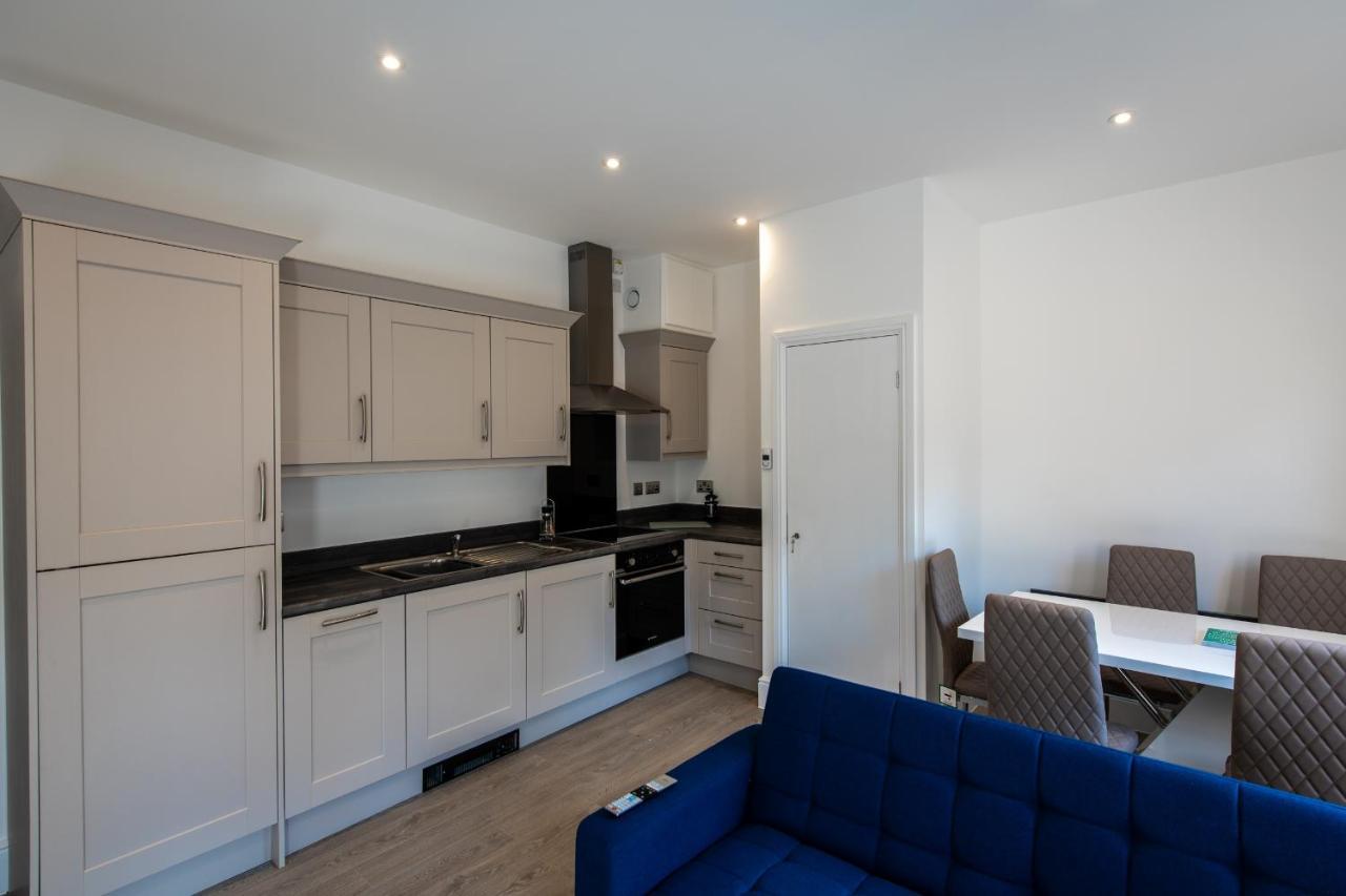 16 Queen Avenue City Centre Serviced Apartment W Free Parking Liverpool Zewnętrze zdjęcie