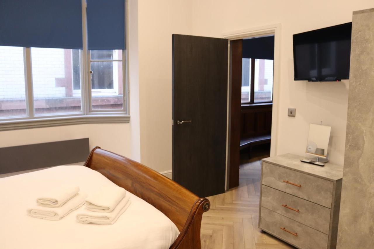 16 Queen Avenue City Centre Serviced Apartment W Free Parking Liverpool Zewnętrze zdjęcie